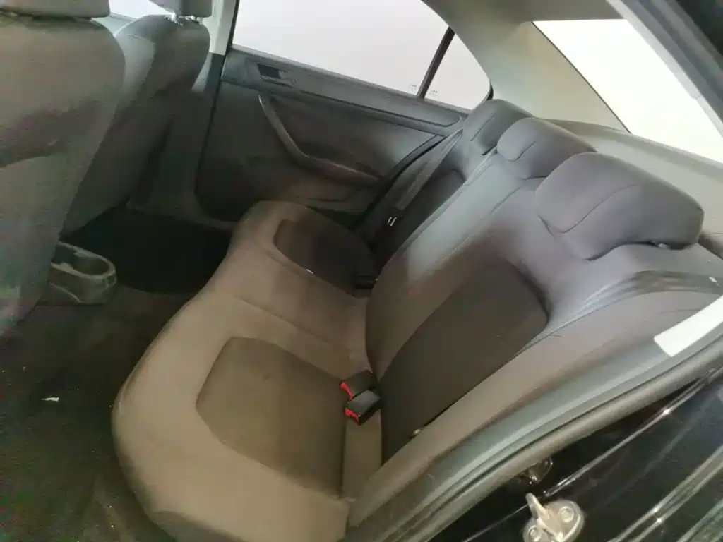 Volkswagen Santana — миниатюра 17