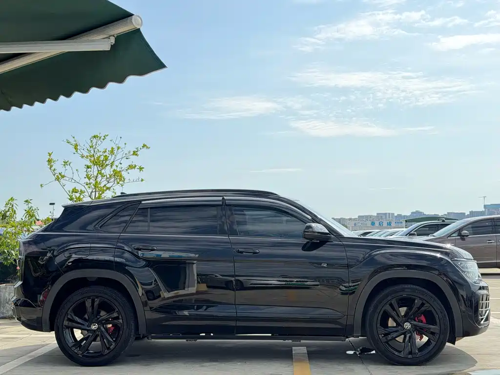Volkswagen Teramont — миниатюра 4