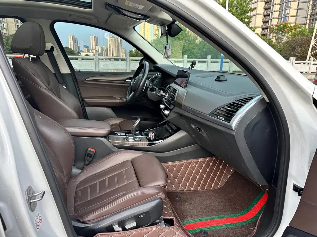 BMW X3 — миниатюра 8