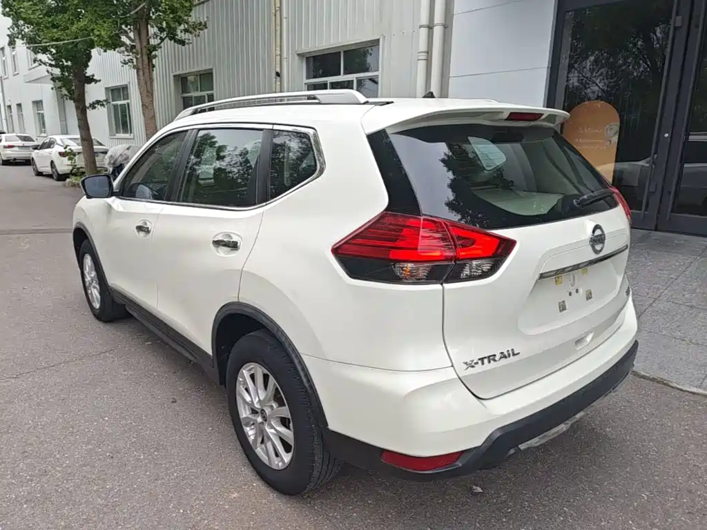 Nissan X-Trail — миниатюра 5