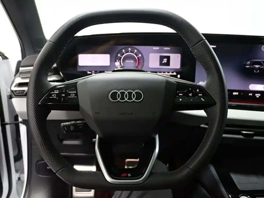 Audi A5L — миниатюра 12