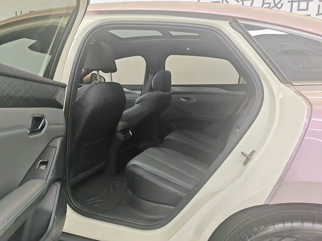 BYD Qin L — миниатюра 9