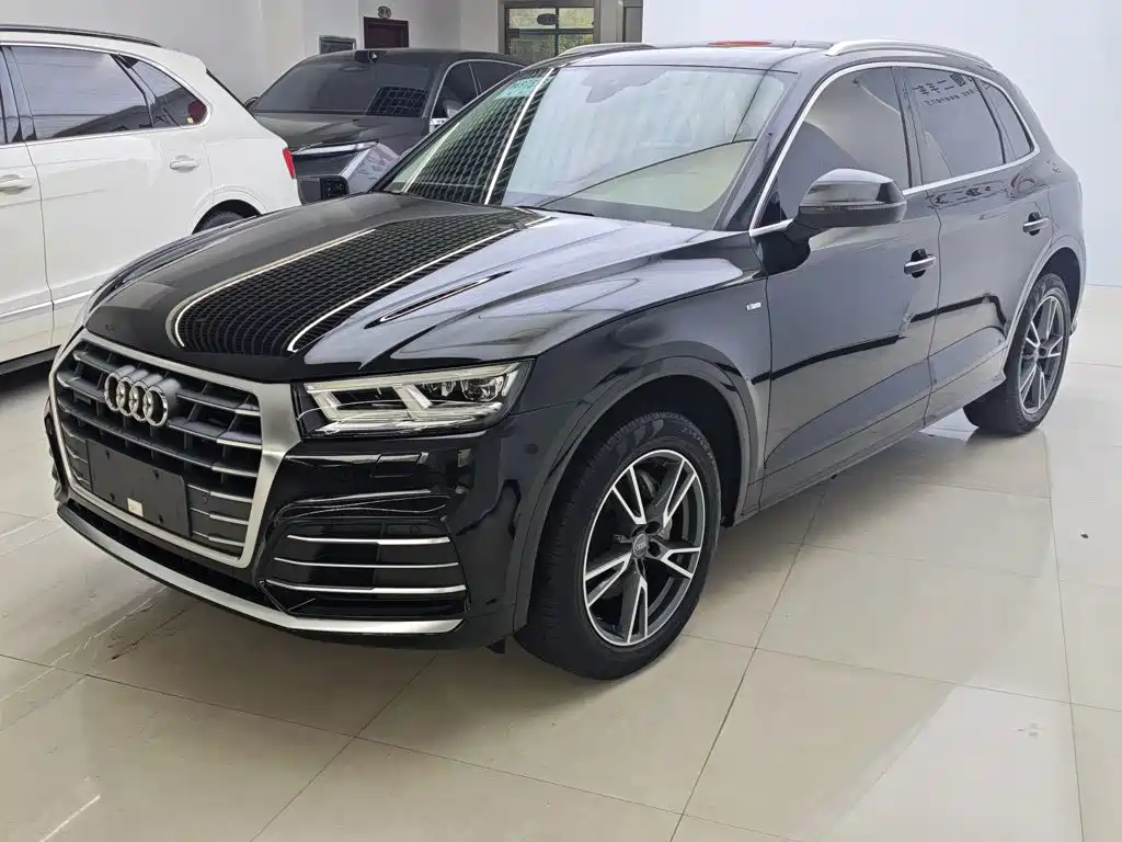 Audi Q5L — миниатюра 2