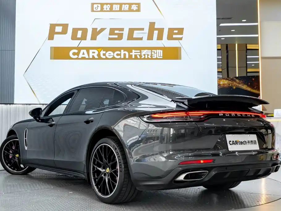 Porsche Panamera — миниатюра 6