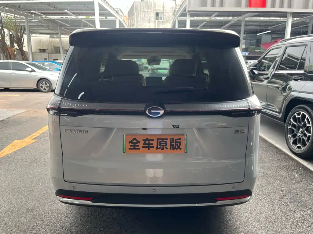 GAC Motor 传祺E8 PHEV — миниатюра 5