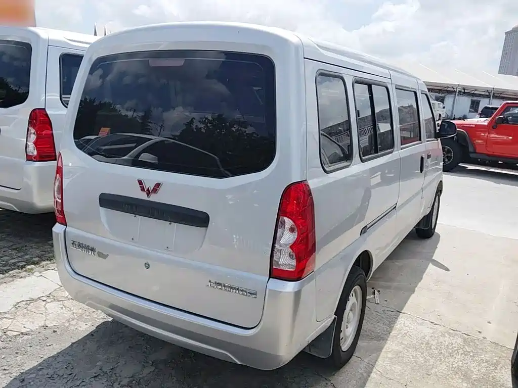 Wuling Rongguang EV — миниатюра 7