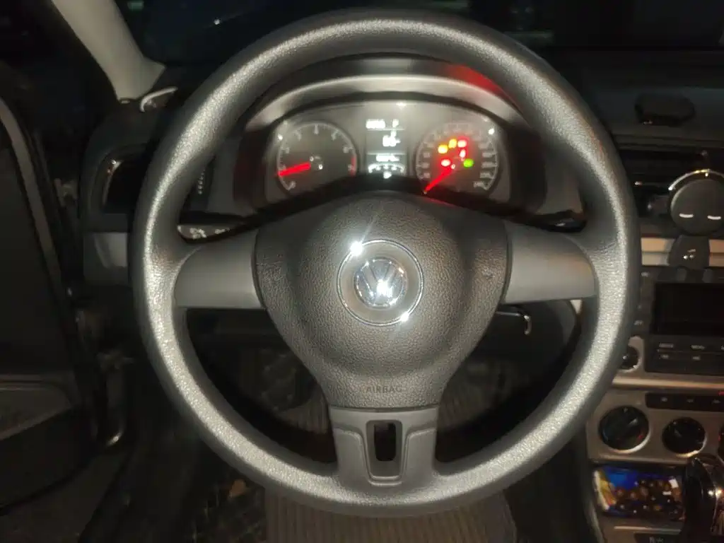 Volkswagen Lavida — миниатюра 6