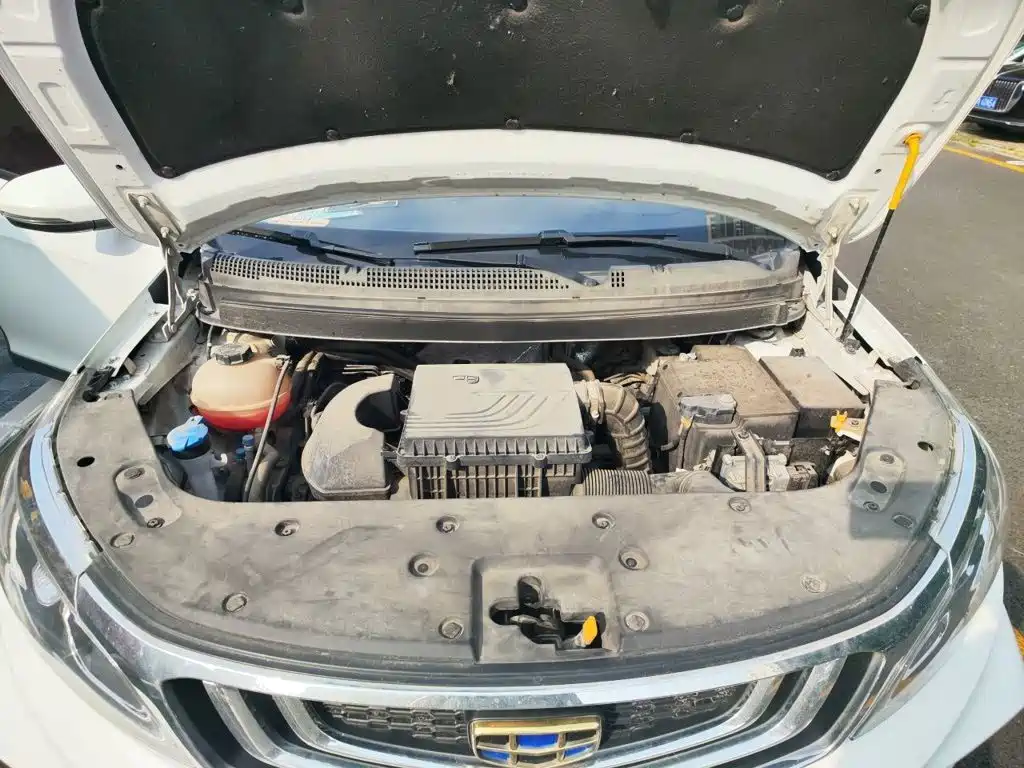 Geely Vision X3 — миниатюра 16
