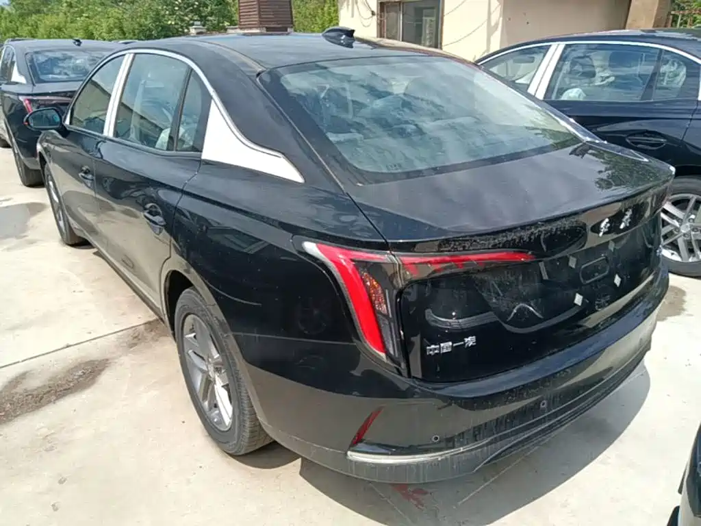 Hongqi E-QM5 2025 610km PLUS