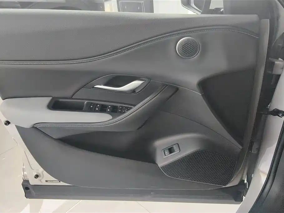 BYD SEA LION 05 DM I