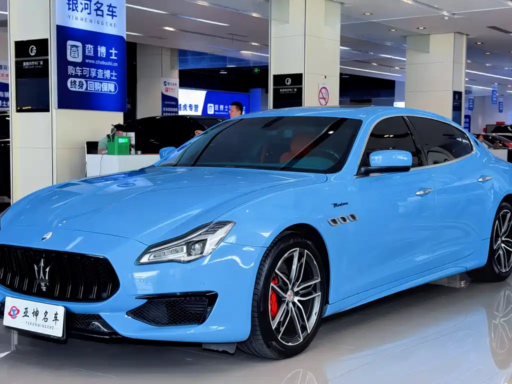 Купить Maserati Quattroporte