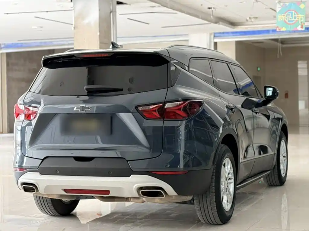 Chevrolet Blazer — миниатюра 25