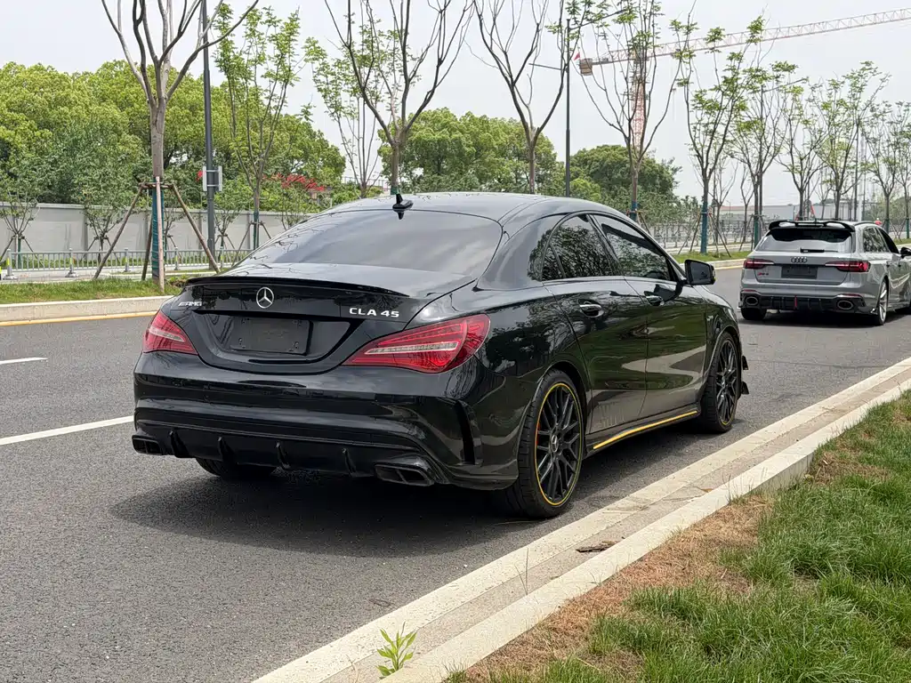 Mercedes-Benz CLA A MG 2017 AMG CLA 45 4MATIC