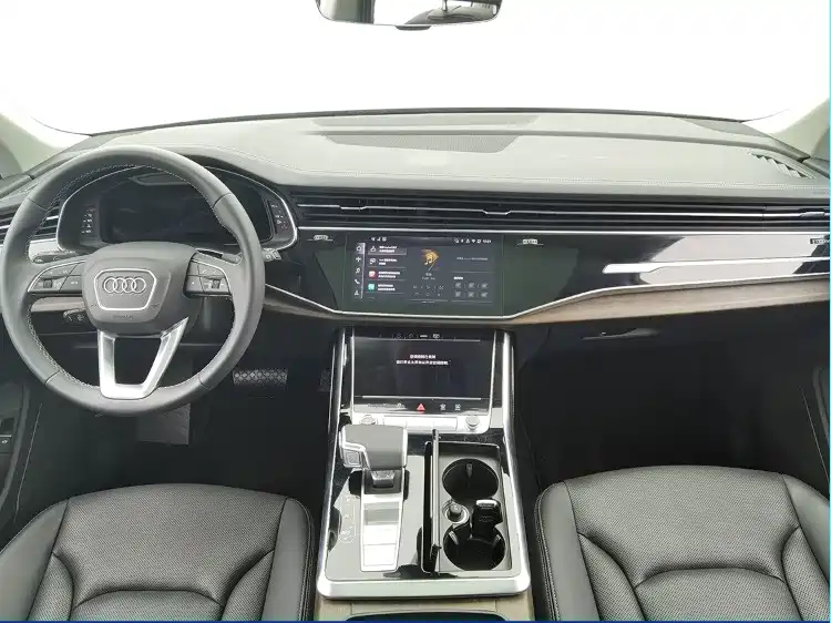 Audi Q7 — миниатюра 7