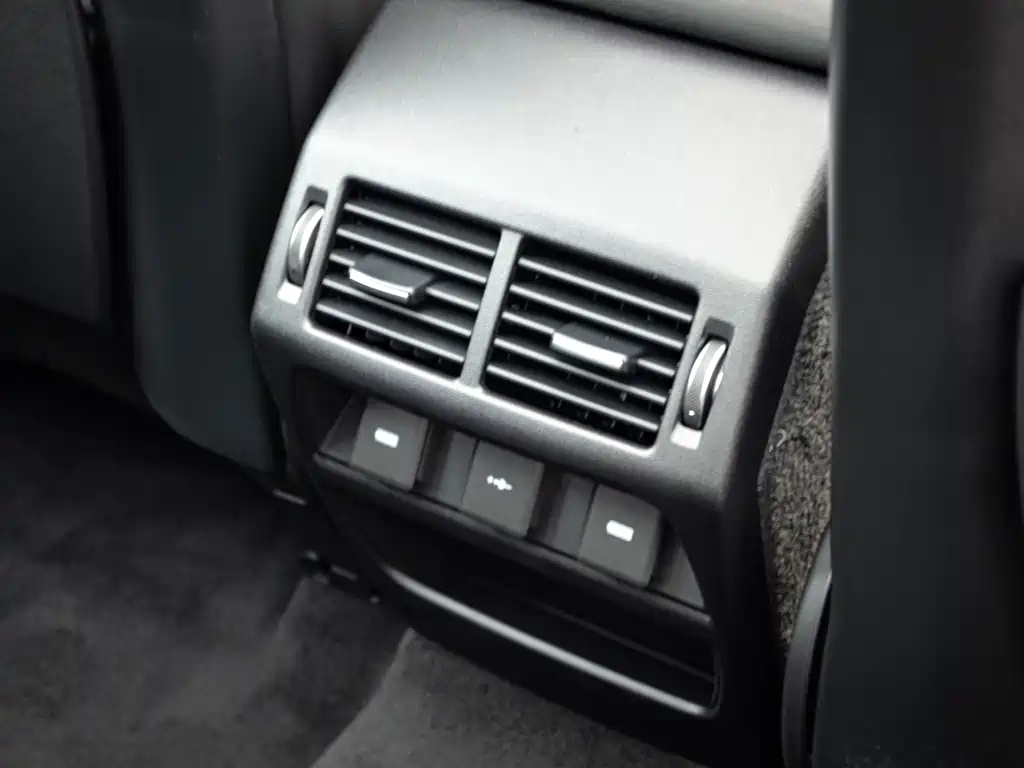 Land Rover Discovery Sport — миниатюра 24