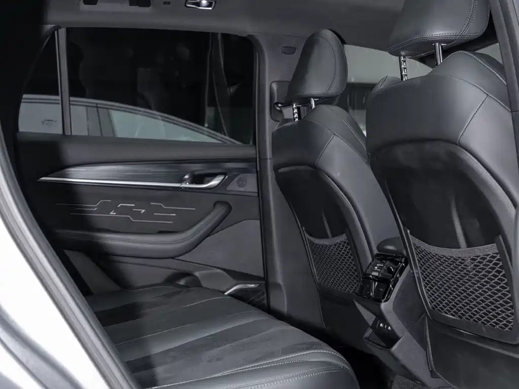Geely Xingyue L — миниатюра 13