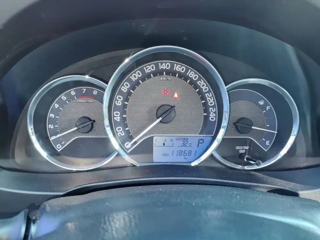 Toyota Corolla — миниатюра 12
