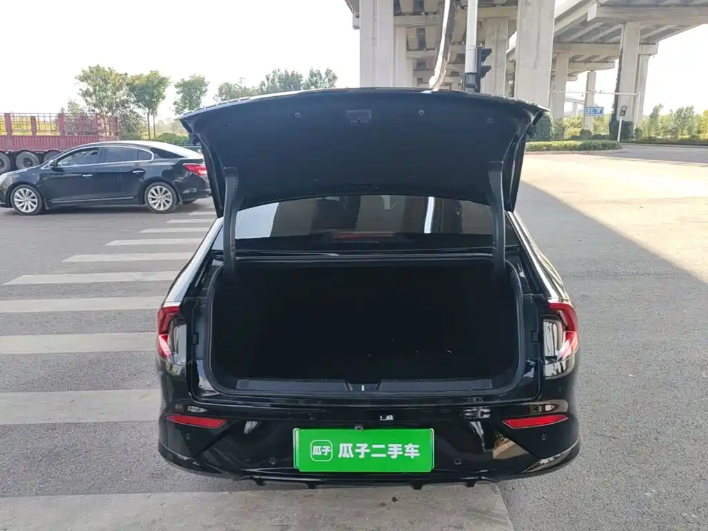 Wuling Xingguang — миниатюра 19