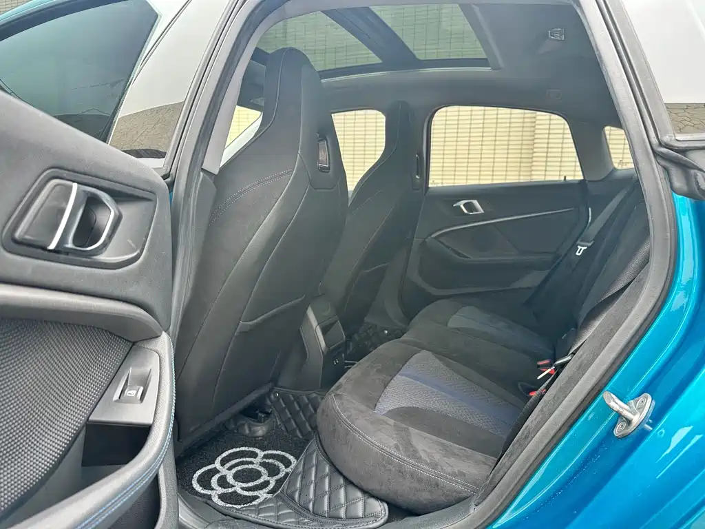 BMW 2 Series (Import) — миниатюра 10