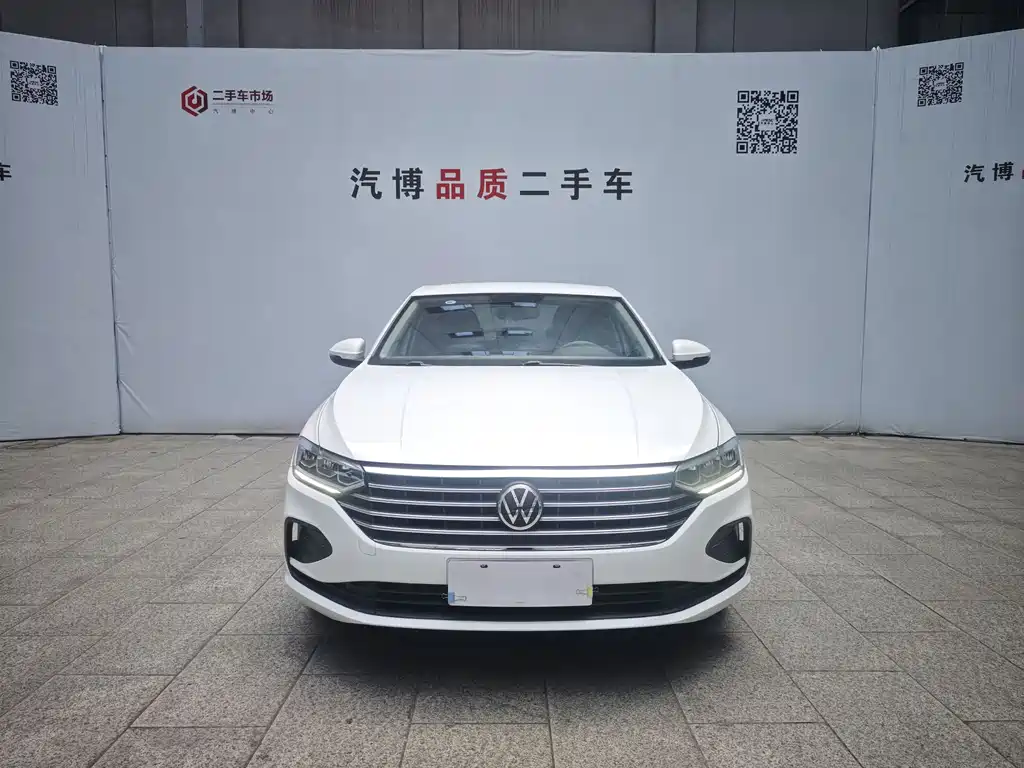 Volkswagen Lavida - фото 2