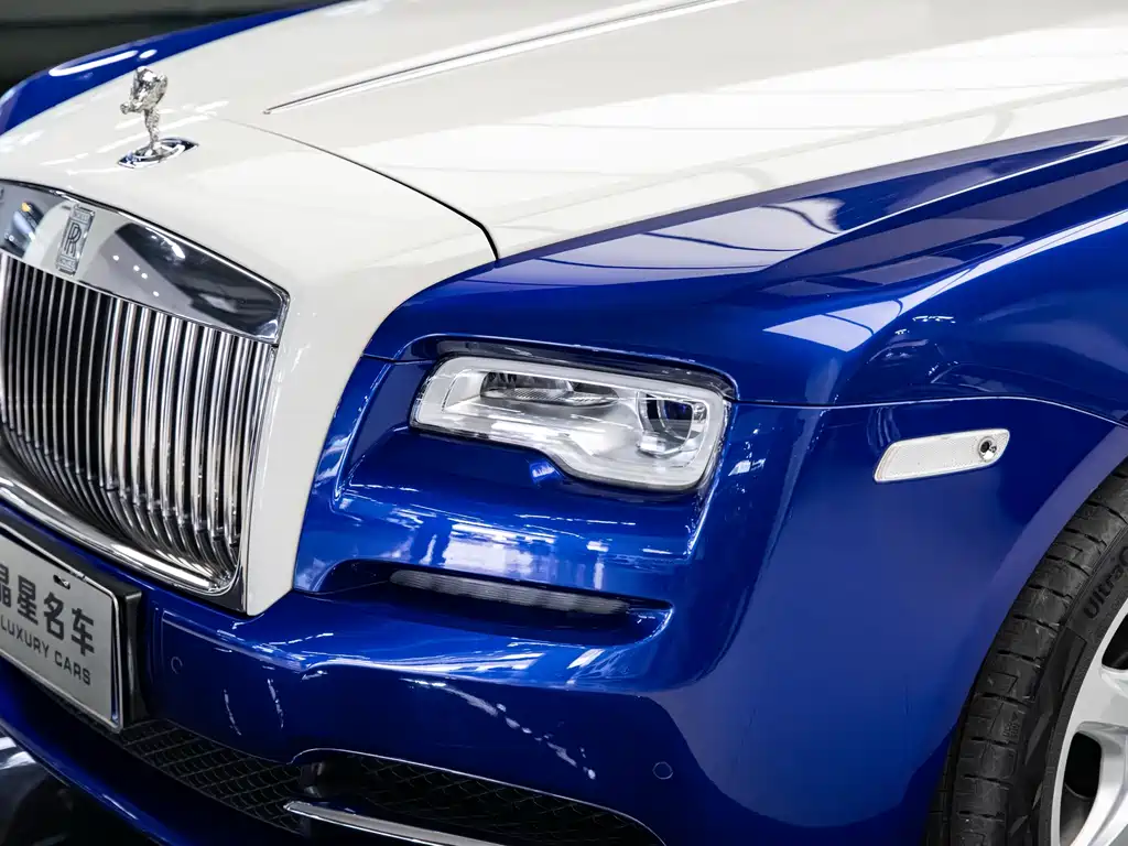 ROLLS-ROYCE PHANTOM