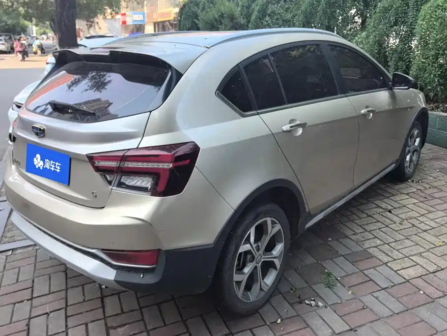 Geely Vision S1 — миниатюра 3