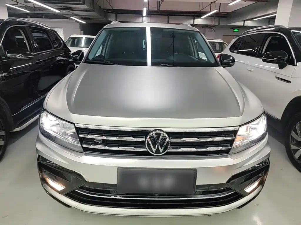 Volkswagen Tiguan L — миниатюра 3