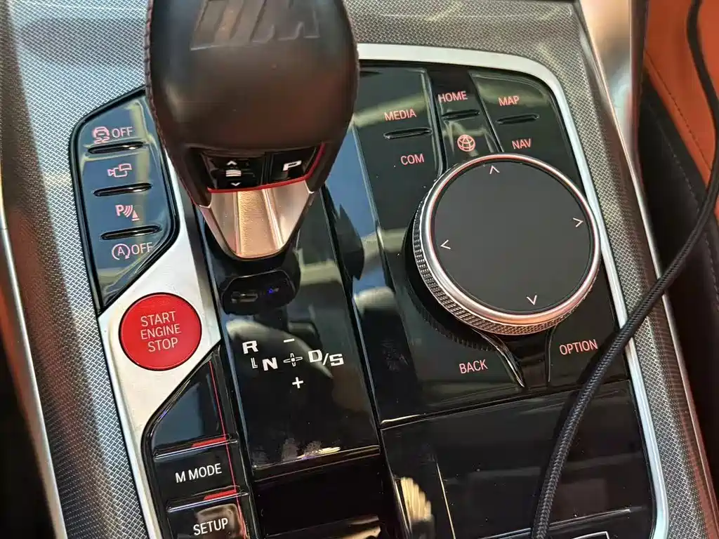BMW M3 — миниатюра 11