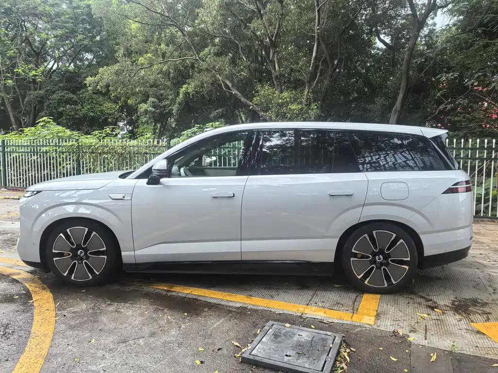 Denza N8L 2025 Flagship