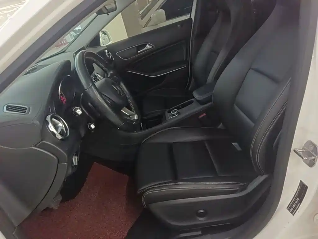 Mercedes-Benz GLA — миниатюра 15
