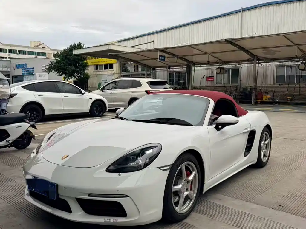 Porsche 718