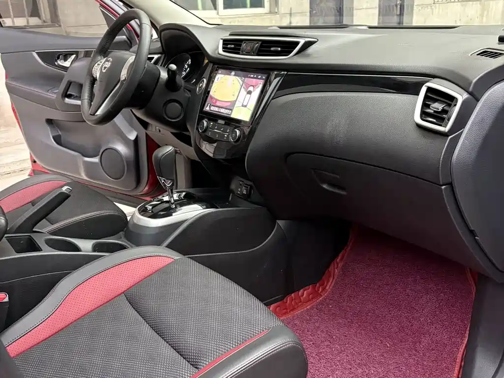 Nissan Qashqai — миниатюра 5