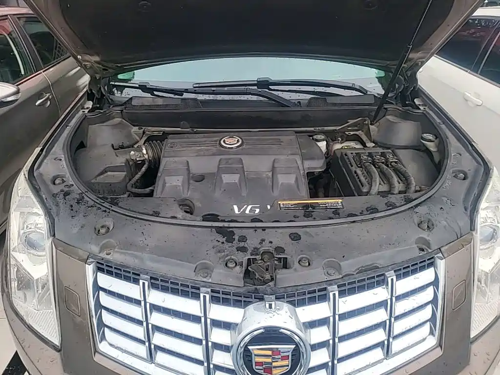 Cadillac SRX — миниатюра 20