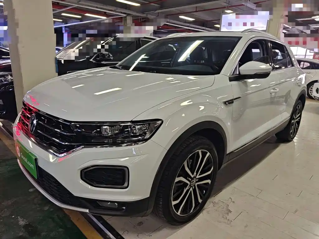 Volkswagen T-Roc — миниатюра 2