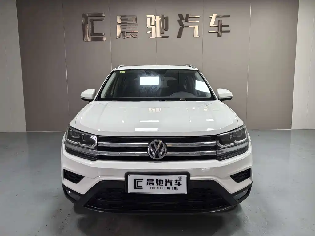 Volkswagen Tharu — миниатюра 2
