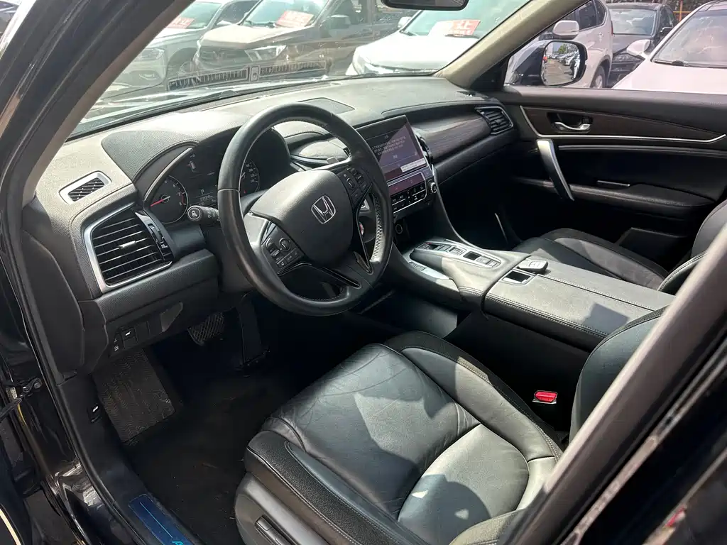 Honda Avancier 2017 370TURBO Luxury