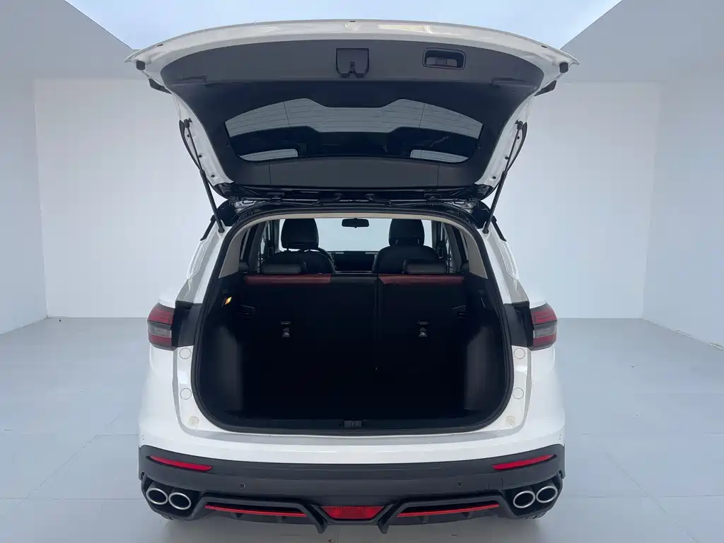 Geely Binyue — миниатюра 14