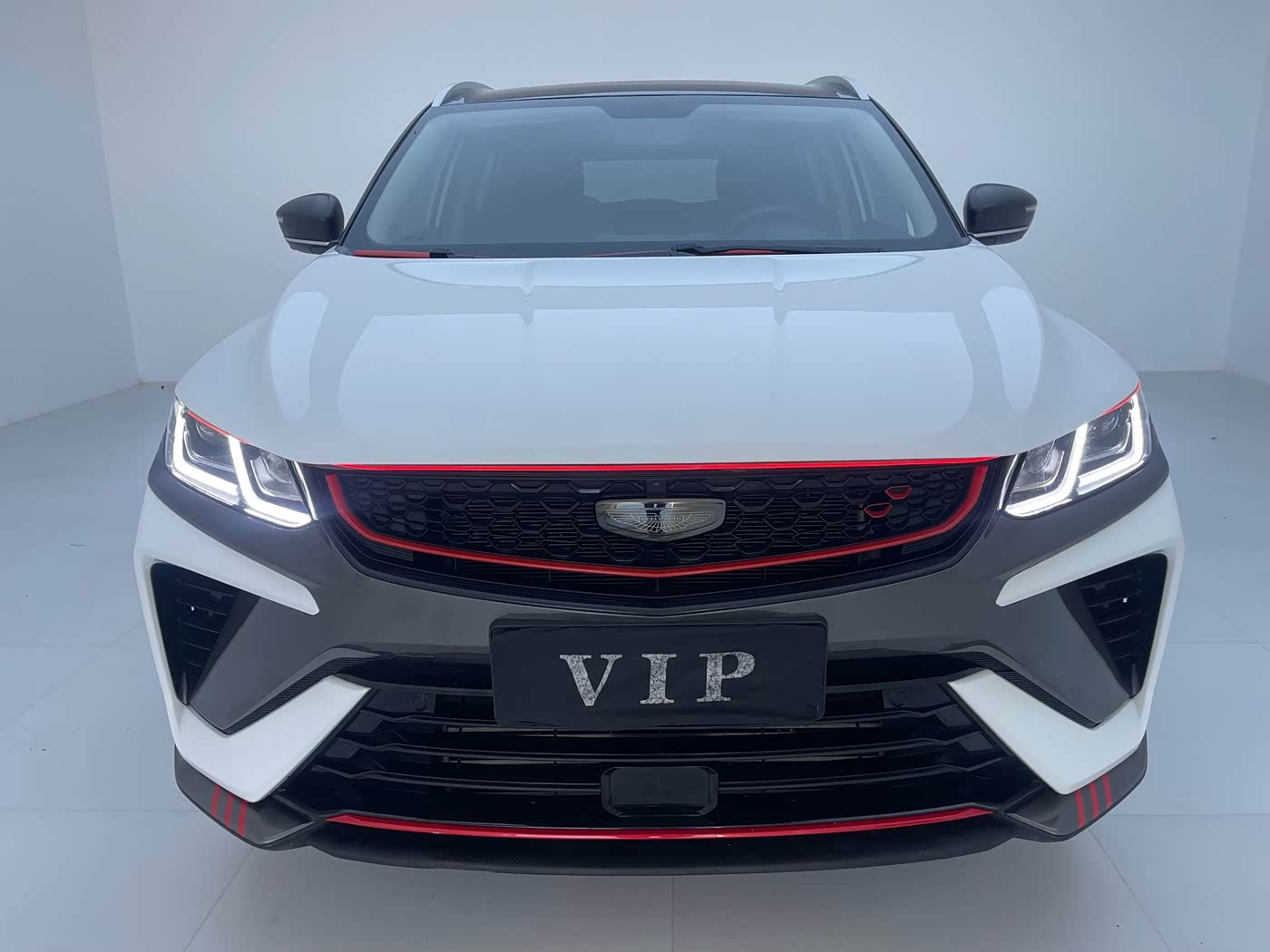 Geely Binyue 1.4 л 2022 г. Белый, пробег 39000 км