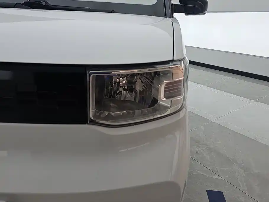 Wuling MINIEV — миниатюра 5