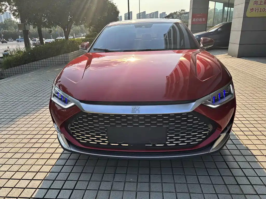 BYD Han — миниатюра 2