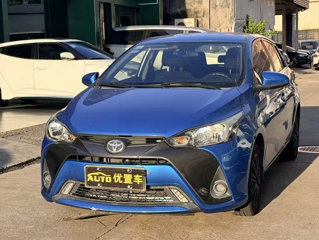 Toyota Yaris L