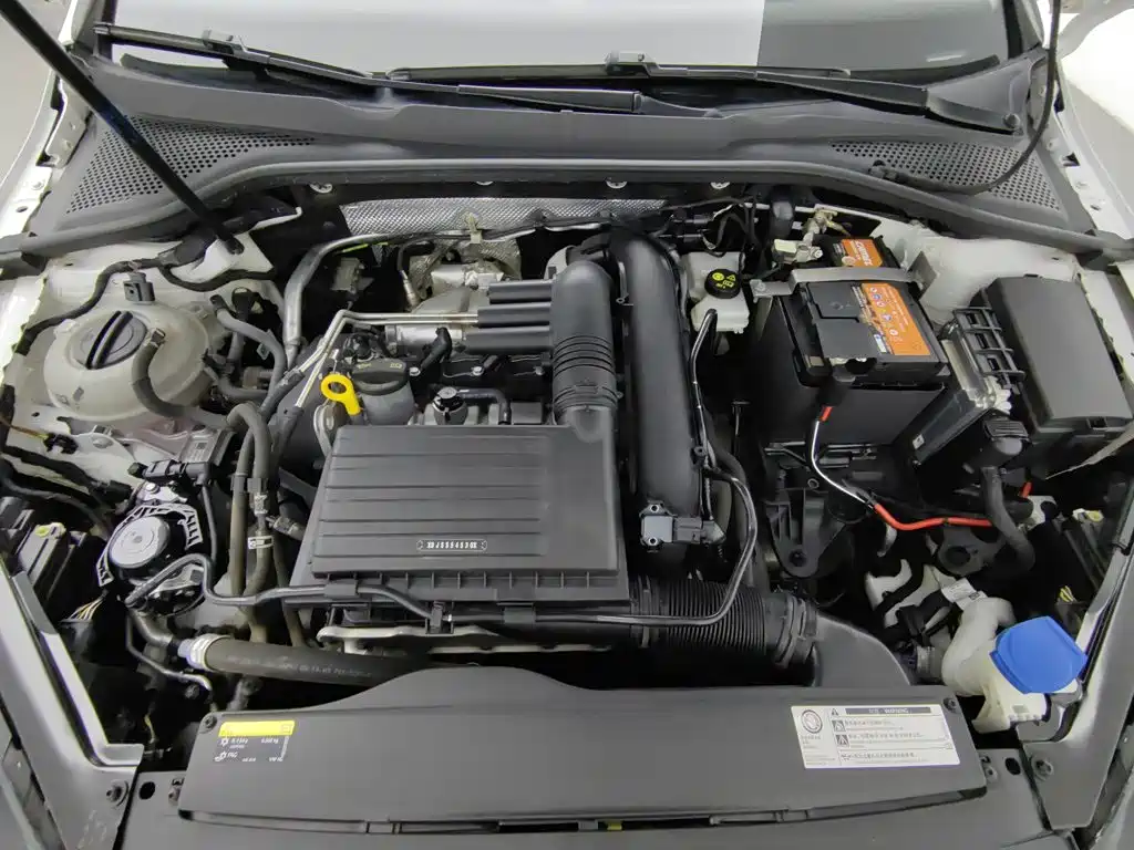 Volkswagen Golf — миниатюра 6
