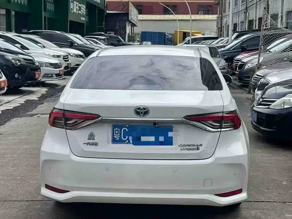 Toyota Corolla — миниатюра 6
