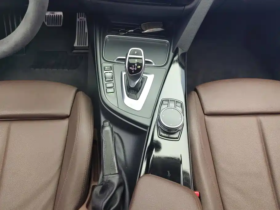 BMW 3 Series — миниатюра 16