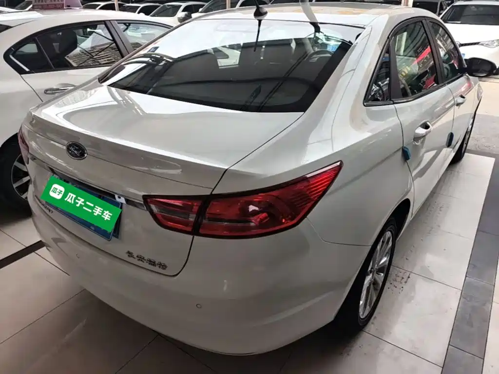 Ford Escort — миниатюра 7