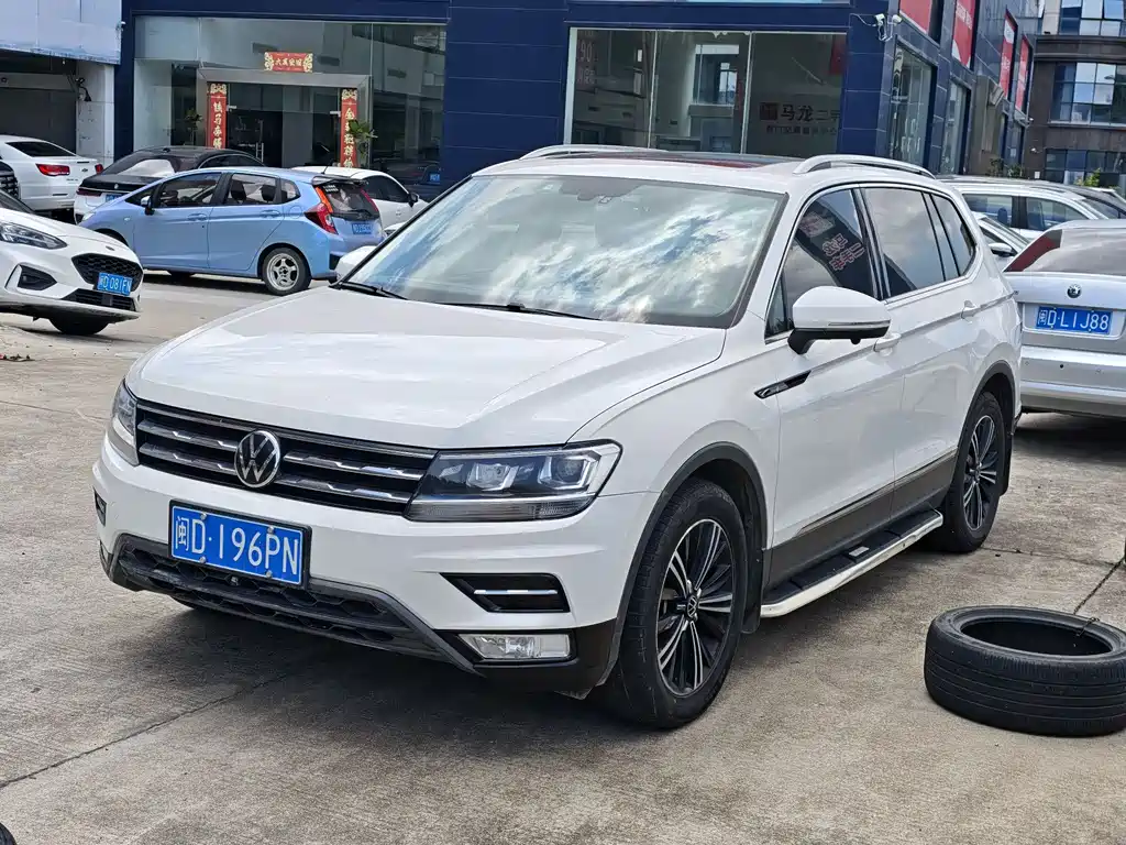 Купить Volkswagen Tiguan L