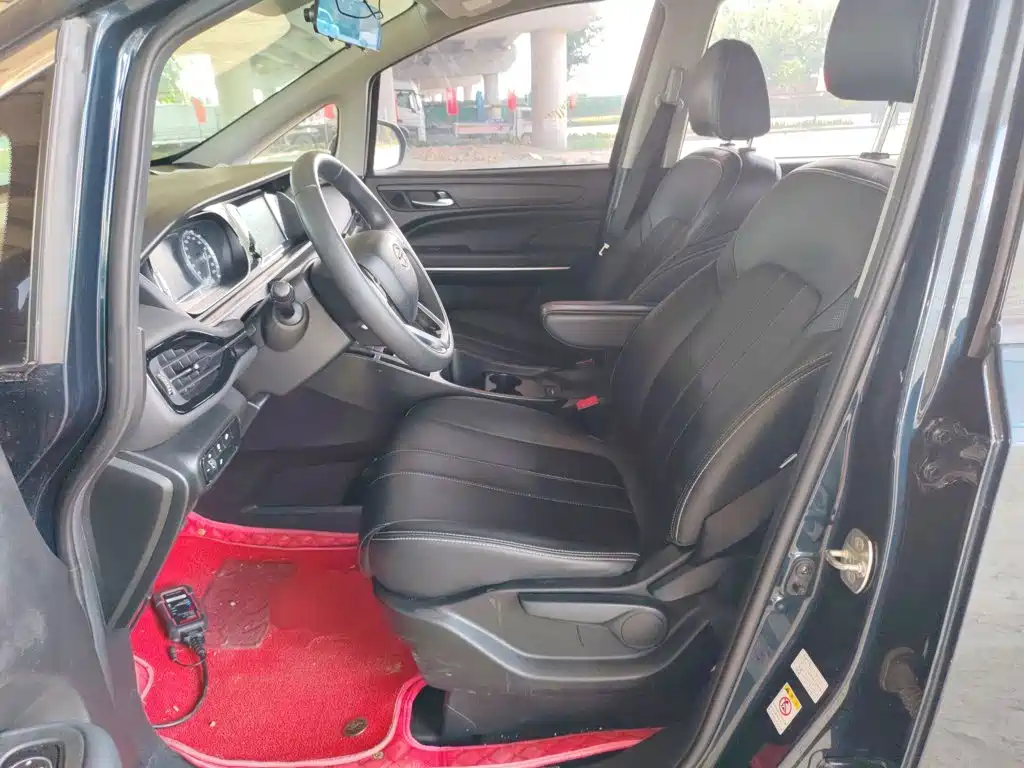 GAC Motor Trumpchi M6 — миниатюра 15