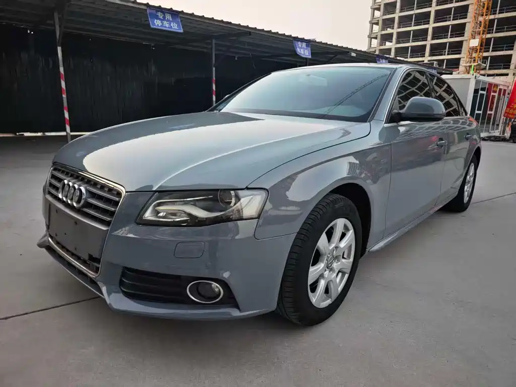 Audi A4L 2012