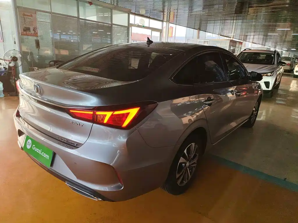 Changan Eado — миниатюра 7