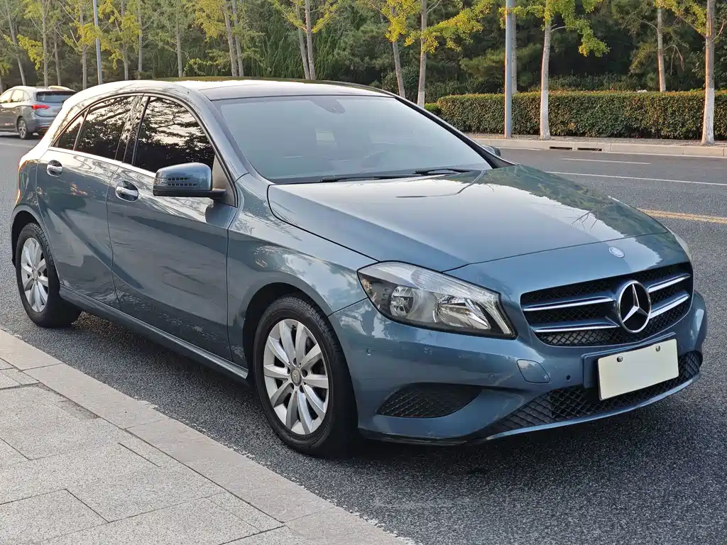 Mercedes-Benz A-Class (Import) — миниатюра 4